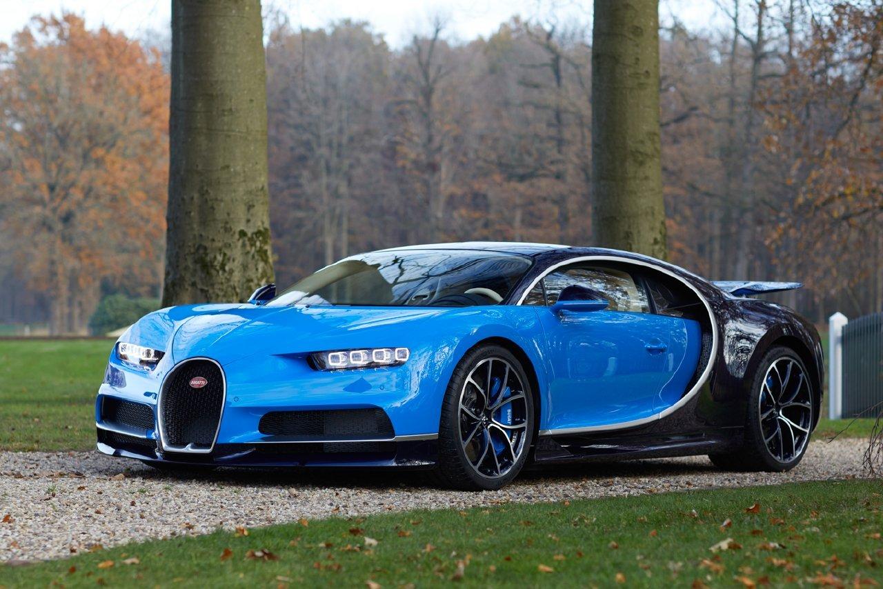 На фото Chiron от Bugatti