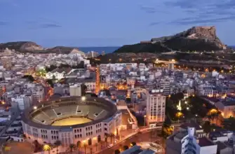 Город Аликанто Испании