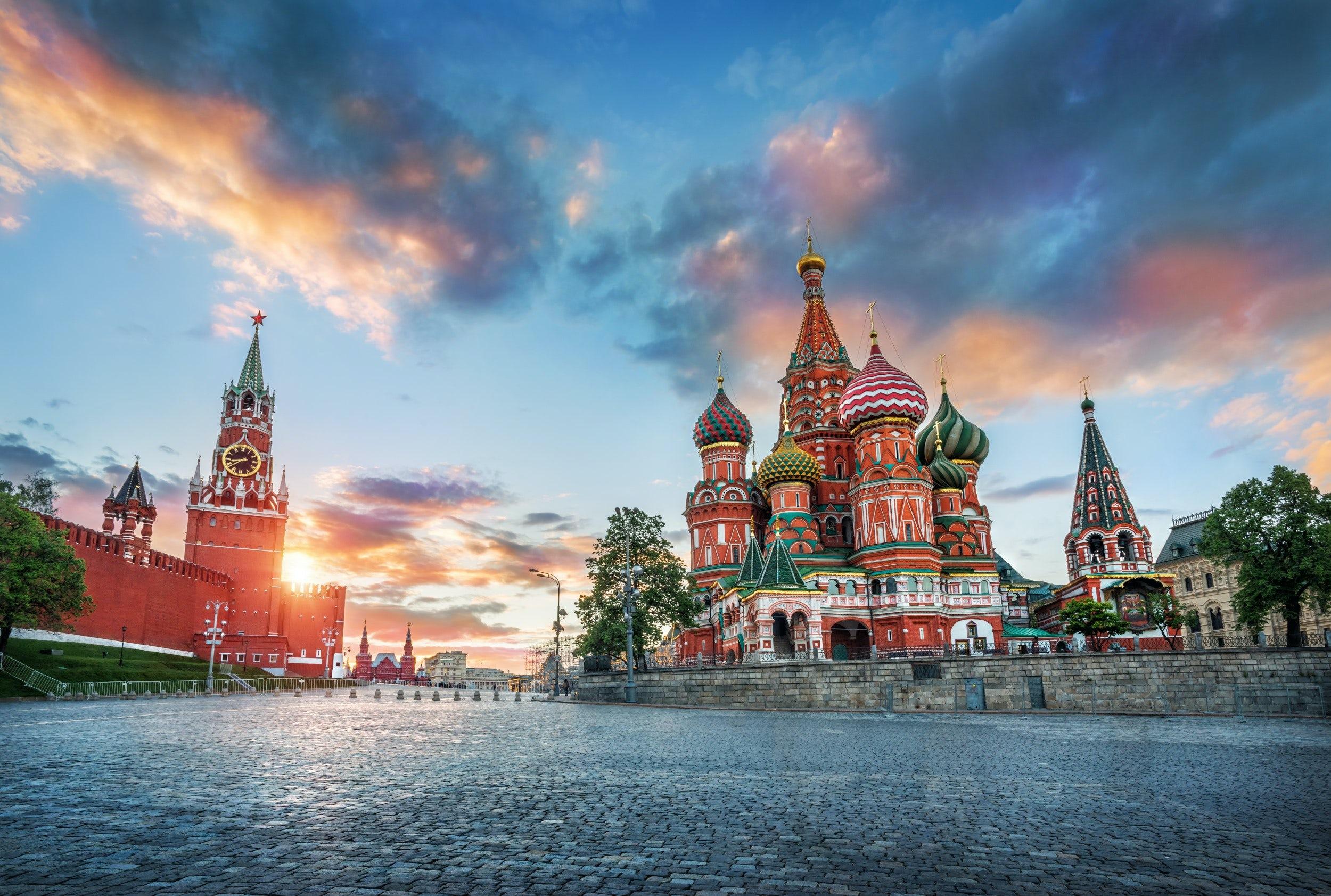 Какие города самые посещаемые в России?
