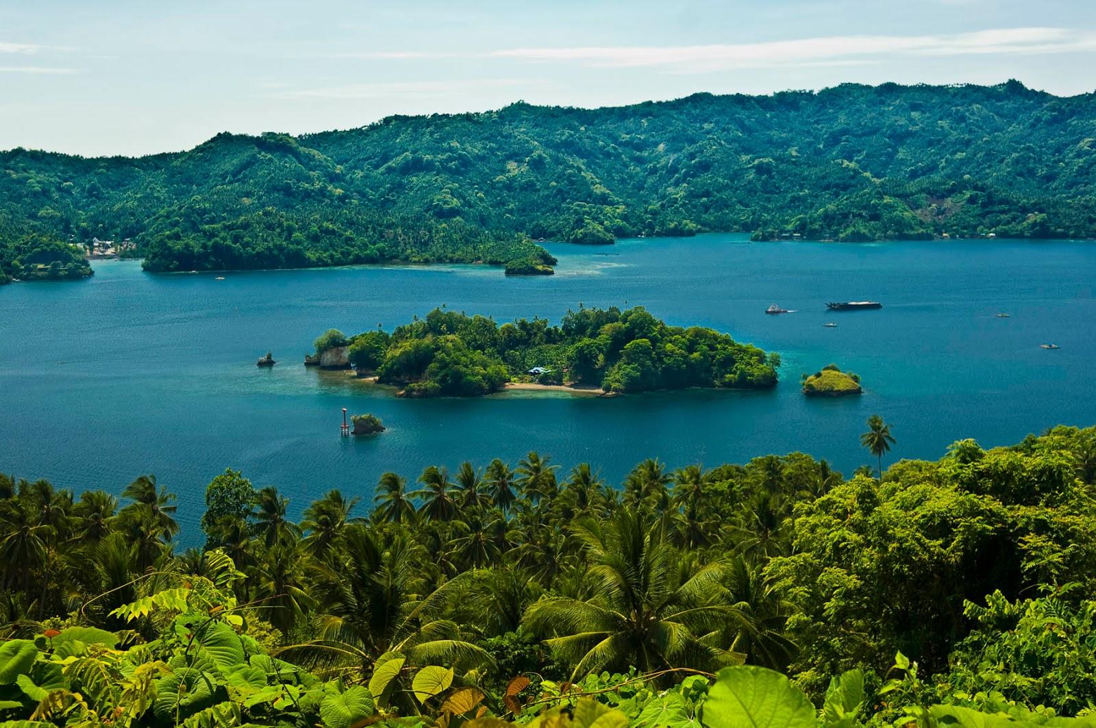 Фото острова Сулавеси
